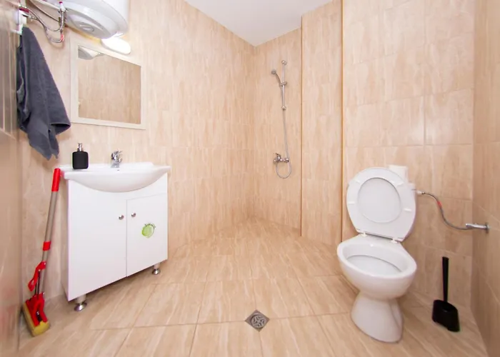 Savana Place & Parking * סופיה